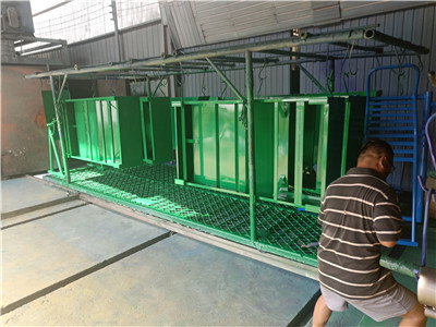 籃球架廠家帶您了解凹箱移動式籃球架噴塑后的樣子是什么樣