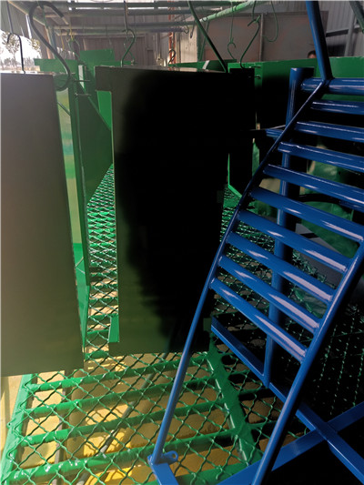 籃球架廠家帶您了解凹箱移動式籃球架噴塑后的樣子是什么樣