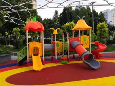 幼兒園滑梯制作材料定期保養原因